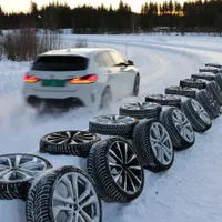 Cum poți lua amendă pentru cauciucuri de iarnă, deși ai mașina echipată cu gume „M+S”, cum zice RAR - Foto: autobild.de - Imagine cu rol ilustrativ