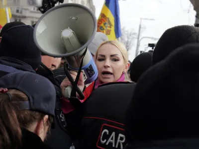 Deputatul Șor Marina Tauber în timpul unui protest-Foto: Profimedia Images