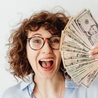 Salariile de bază ale bugetarilor se majorează - Foto: Pexels/Karolina Grabowska - imagine cu caracter ilustrativ