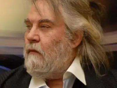 VIDEO Compozitorul grec Vangelis a încetat din viaţă la 79 de ani