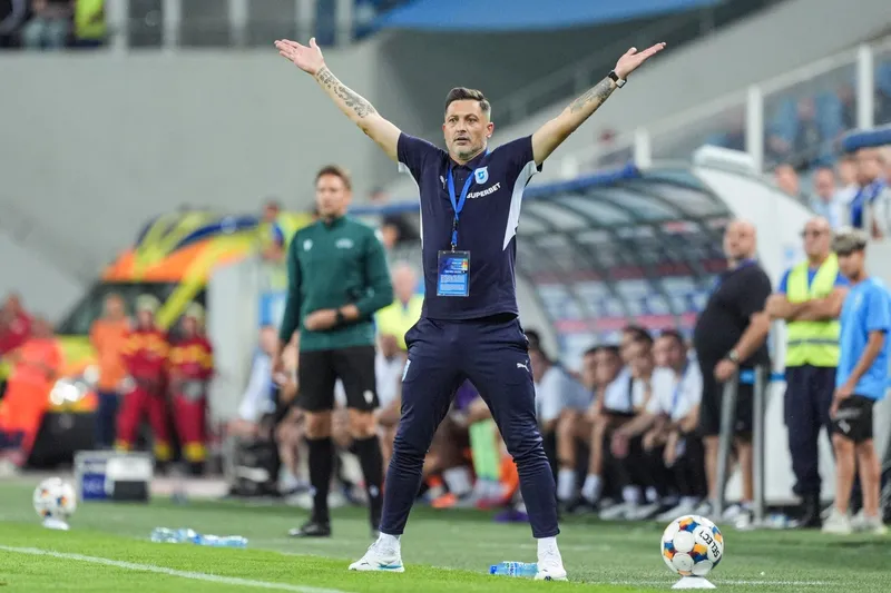 Mirel Rădoi (Universitatea Craiova) - Farul ne-a creat probleme mereu, şi în meciurile de acasă