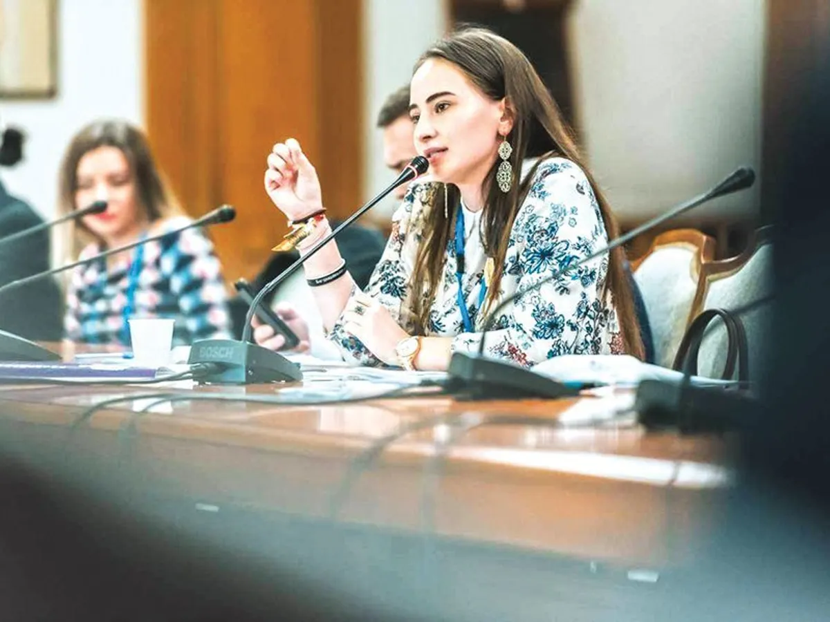 Activista Andrada Cilibiu (FILIA) îi acuză pe medicii care refuză să facă întreruperi de sarcină la cerere că le fac pe femei să devină mame cu forța