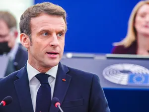 Macron vrea oprirea completă a importurilor de cărbune și petrol din Rusia, după ororile de la Bucha/FOTO: france24.com