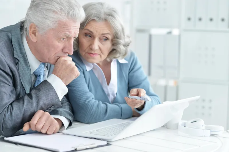 pensionari la pensie - Foto: Freepik
