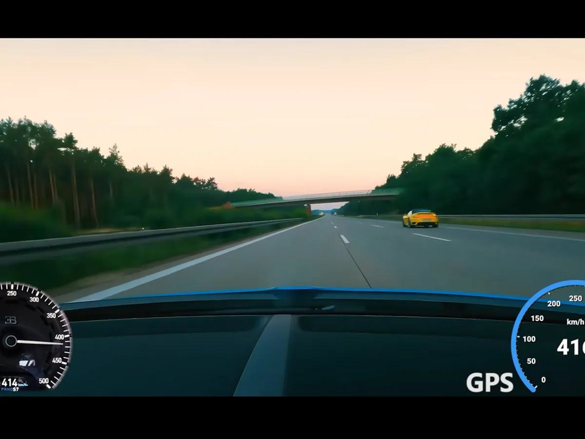 Un milionar ceh a zburat cu 417 km/h pe o autostradă din Germania. / Foto: captură video