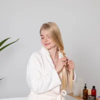 O bacterie mortală găsită într-o marcă renumită de șampon. Peste o mie de sticle, retrase - Foto: Freepik (Imagine cu rol ilustrativ)