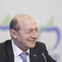 Traian Băsescu deschide lista PMP la europarlamentare. Foto Inquam Photos/Octav Ganea
