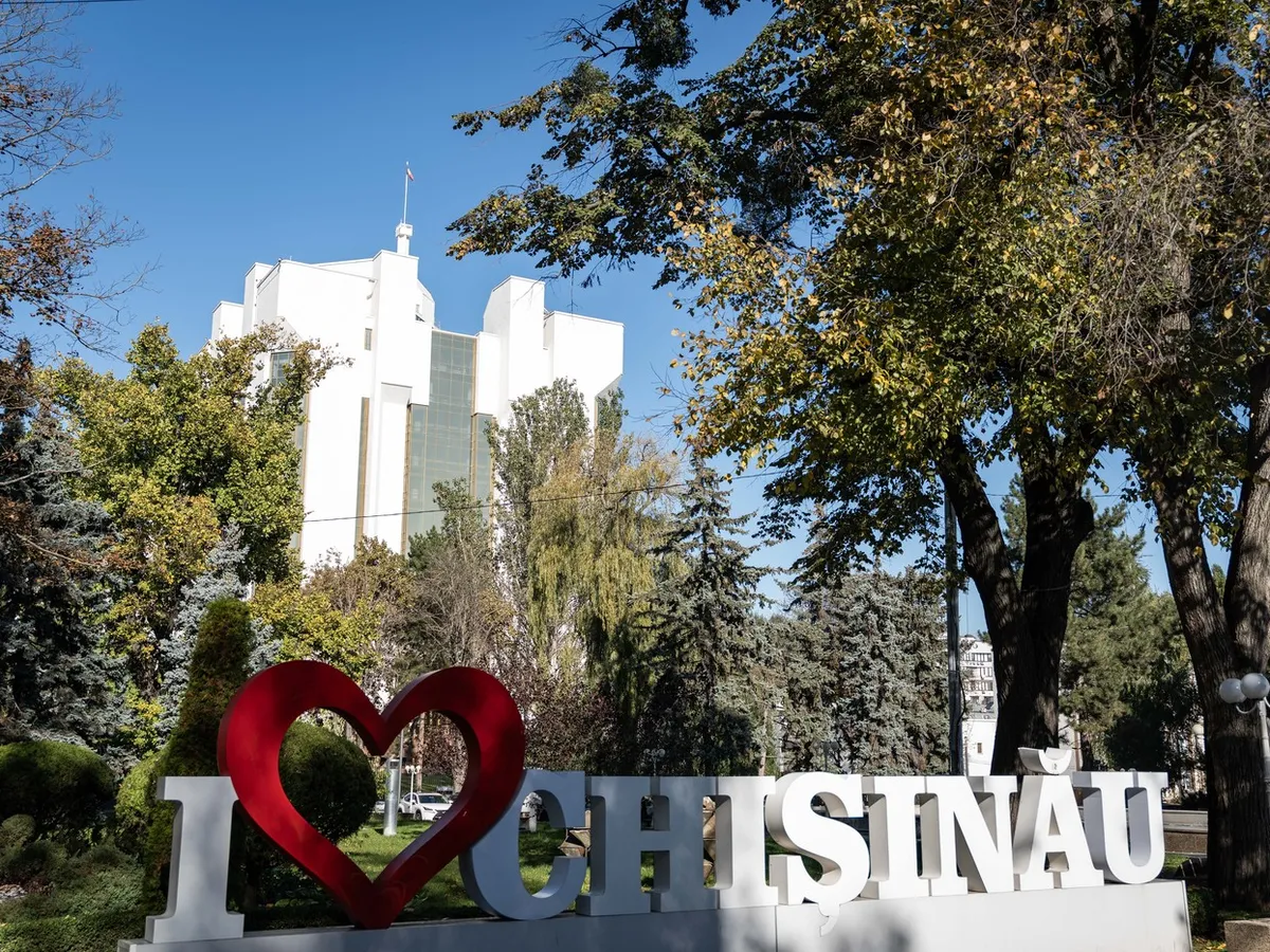 Senatori americani cer Meta şi Google să blocheze propaganda rusă la alegerile din Republica Moldova - Foto: Profimedia Images