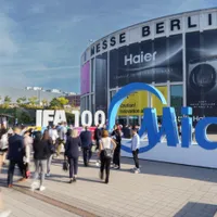 Cele mai tari gadgeturi de la IFA 2024: laptop AI cu comandă vocală, aspiratoare care urcă scări - Foto: Profimedia Images - Imagine cu rol ilustrativ