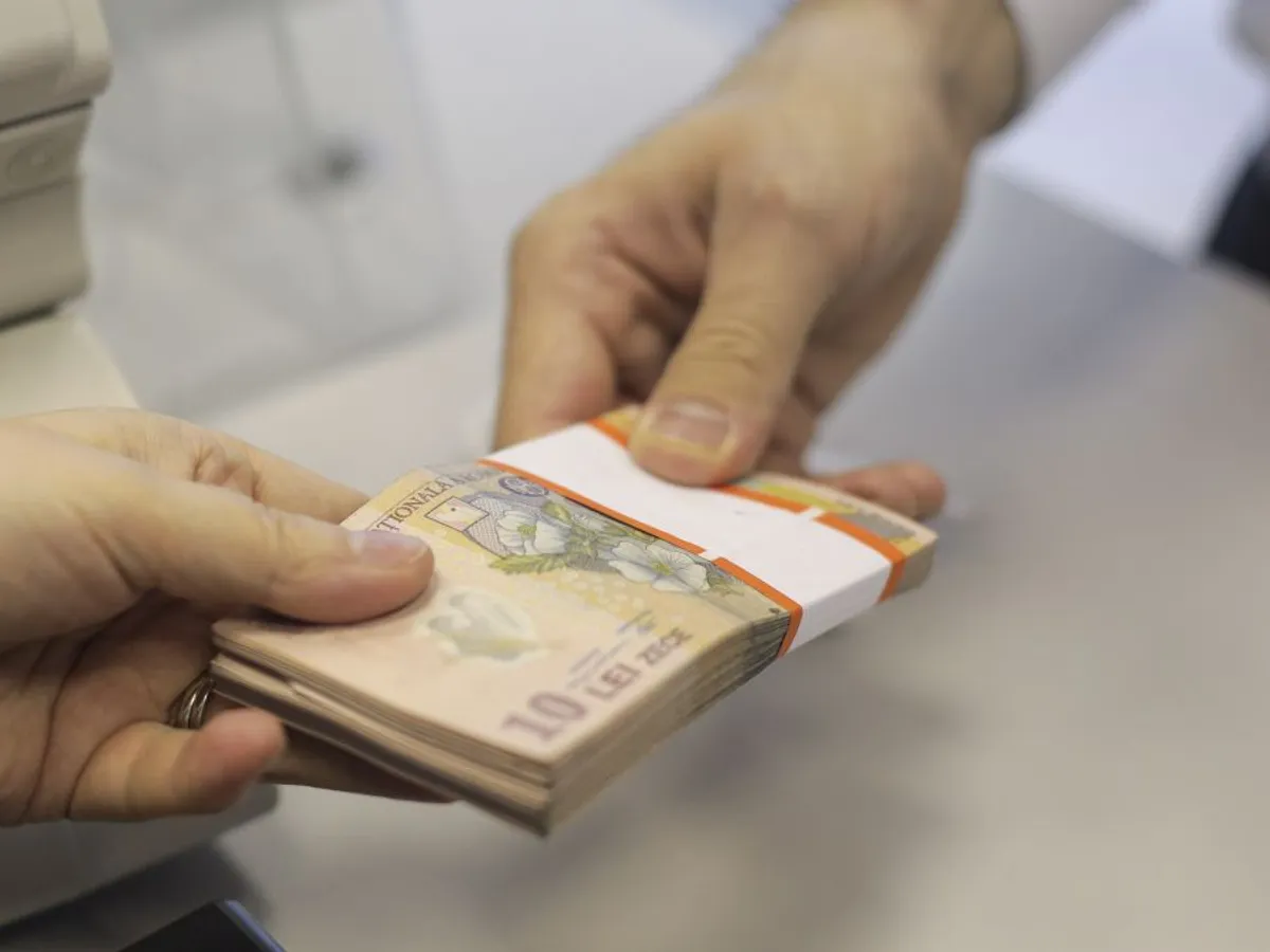 Salariul minim din România a devenit mai mic decât cel din Bulgaria - Foto: INQUAM PHOTOS/Octav Ganea