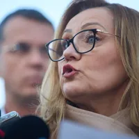 Lasconi iese la atac: ”Fac combinații pentru ei înșiși, au încercat de 6 ori să mă scoată din cursă”: FOTO - Profimedia(imagine cu rol ilustrativ)