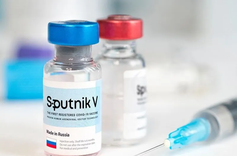 Rusia înregistrează un vaccin Sputnik pentru copii şi un spray nazal anti-COVID, testat și de Putin. / Foto: latinlawyer.com