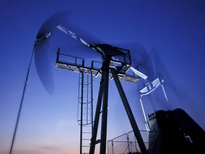 Rusia nu va furniza petrol țărilor care introduc plafoane de preț, afirmă vicepremierul rus - FOTO: Profimedia