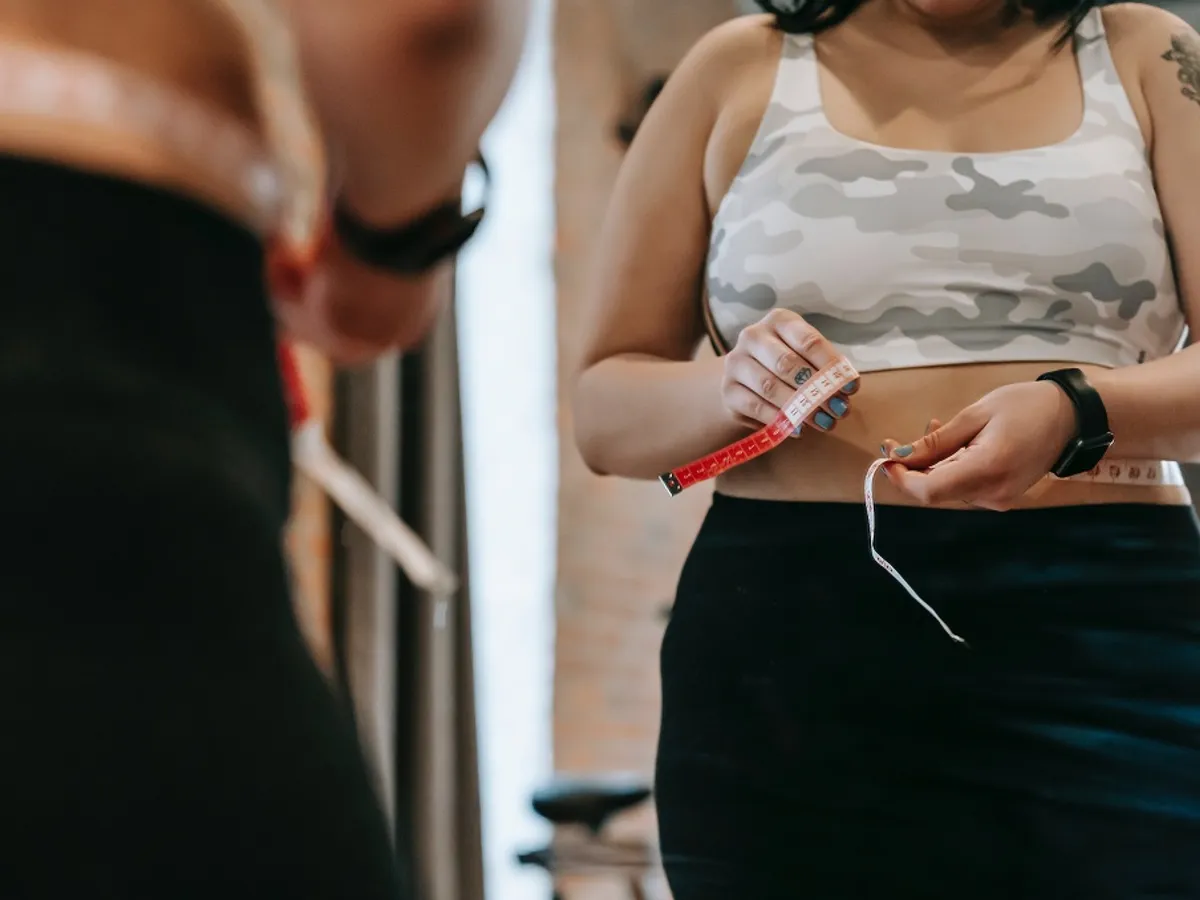 Măsurarea abdomenului Foto: Pexels.com (imagine cu rol descriptiv)