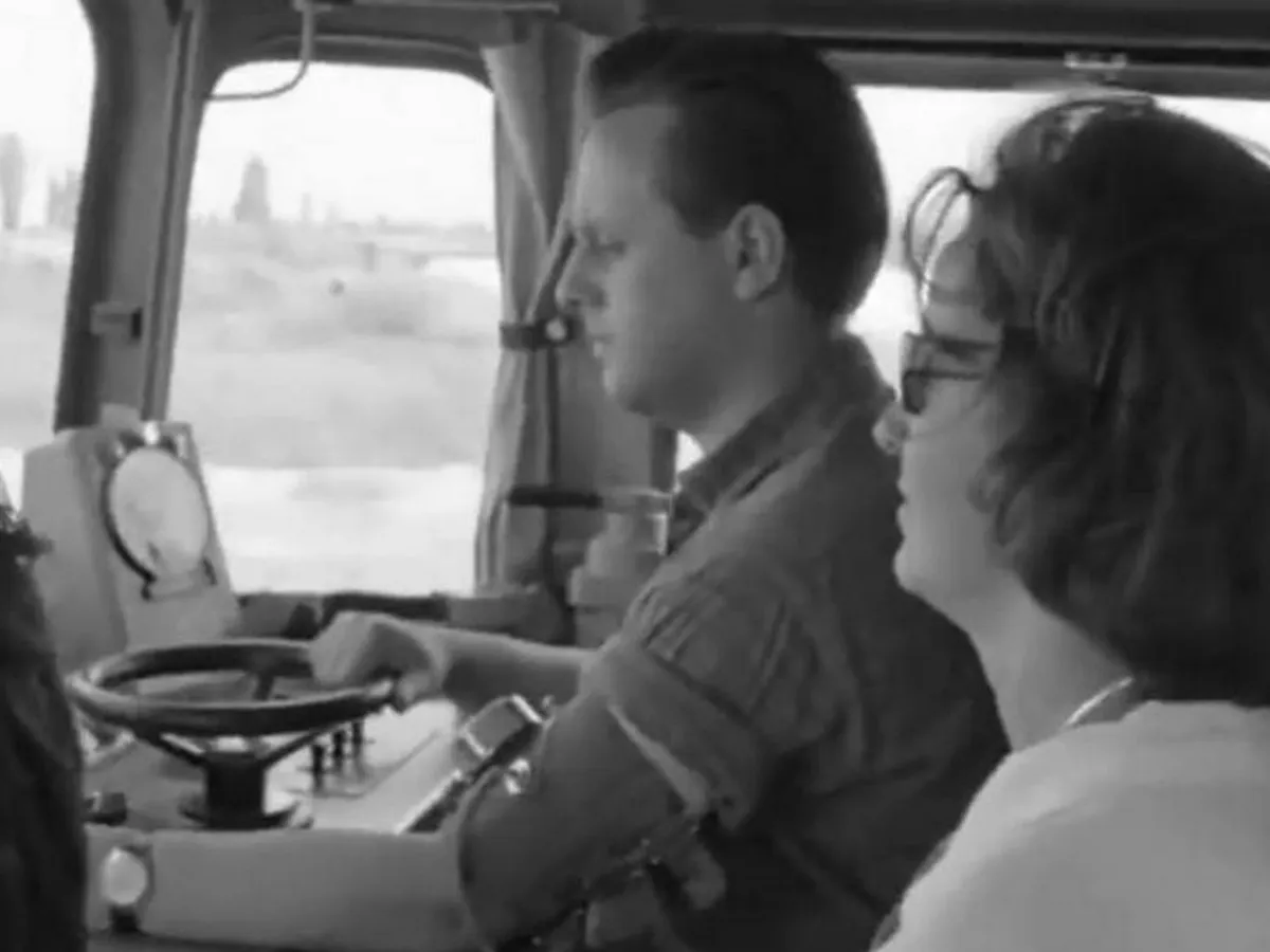 În 1969 trenul „zbura” și cu 140 km/h pe București - Brașov - Foto: captură video