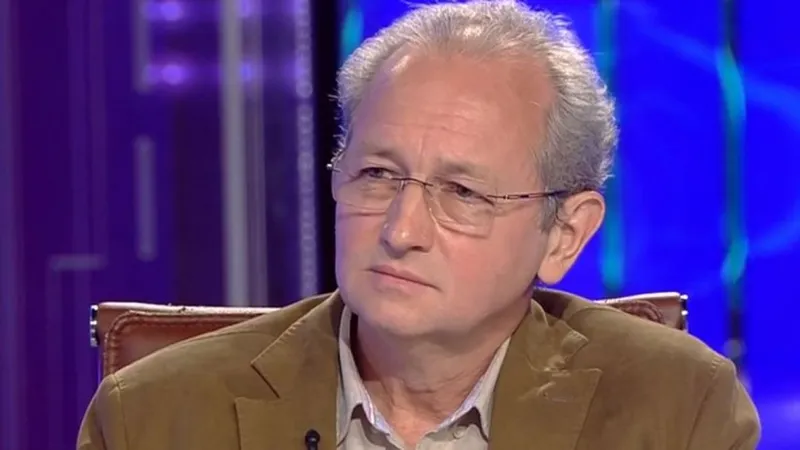Romașcanu „e fericit” cu directorul TNB care îi organizează conferințe lui Dan Puric. / Antena3