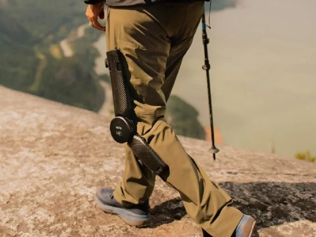 Ai da 5.000 de dolari pe pantaloni cu motor - Foto: Arc’tryx/Skip