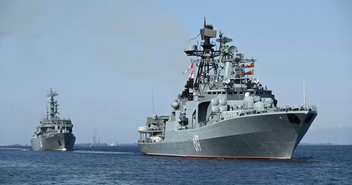 Putin își face bază pe Flancul sudic al NATO. Convoiul de nave, escortat de un distrugător a ajuns în Libia • Newsweek România