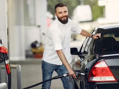 Guvernul a adoptat ordonanța pentru carburanți. Ce măsuri vor fi luate și cum vor arăta prețurile la pompă - Foto: Freepik (Imagine cu rol ilustrativ)
