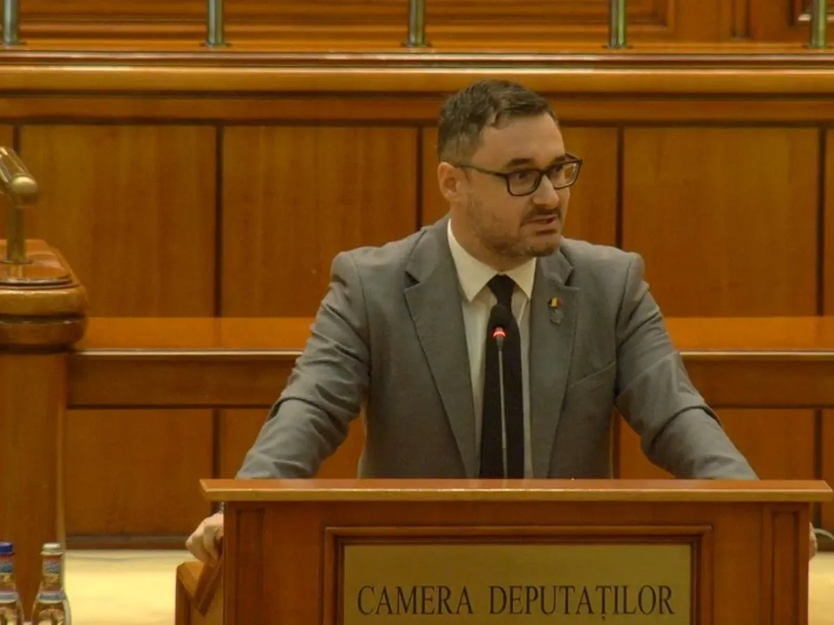 USR solicită sancțiuni pentru deputatul AUR Dan Tănasă, după ce a făcut declarații jignitoare în plen