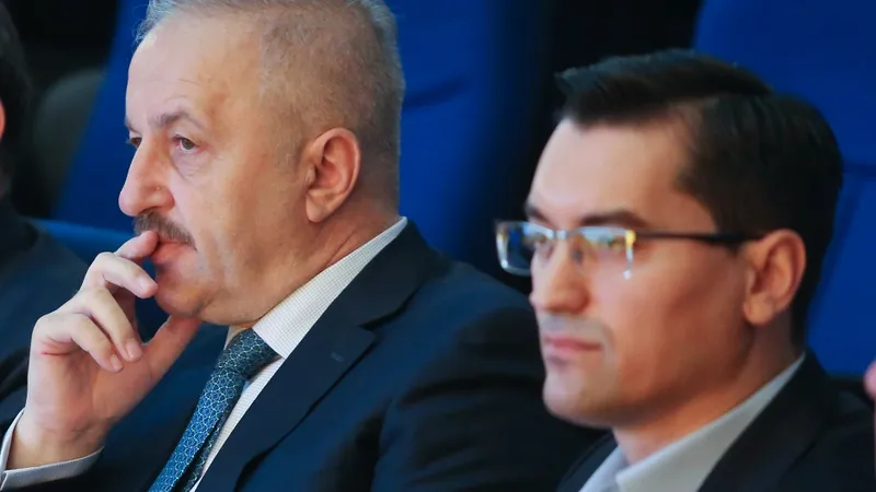 Vasile Dâncu este unul dintre apropiații lui Răzvan Burleanu care ar fi avut de câștigat de pe urma FRF Foto: INQUAM Photos/George Călin