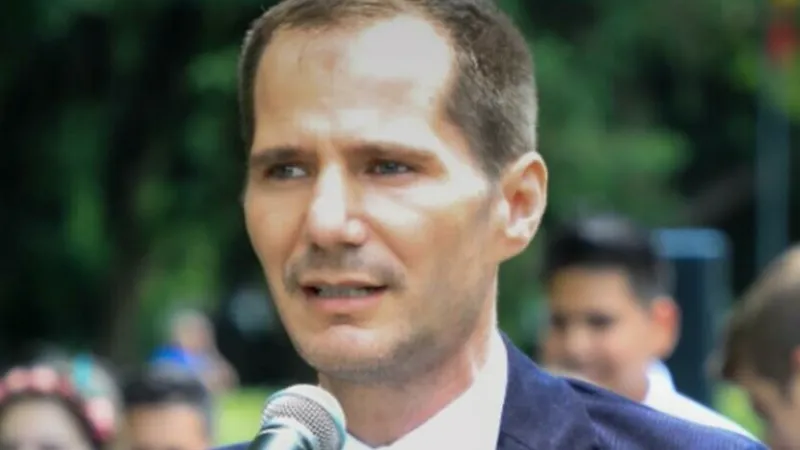 Preşedintele CJ Vrancea a decedat la doar 46 ani. S-a îmbolnăvit după o vizită în Franța - Foto: Facebook