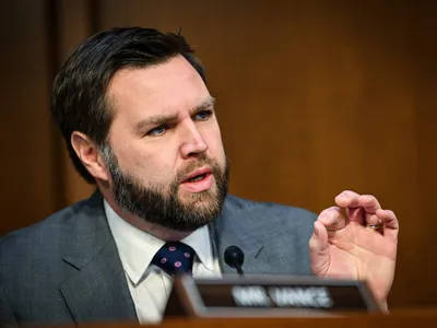 JD Vance amenință Ucraina: „Cedați teritorii pentru pace. Altfel, SUA se retrag din negocieri” - Foto: Profimedia images