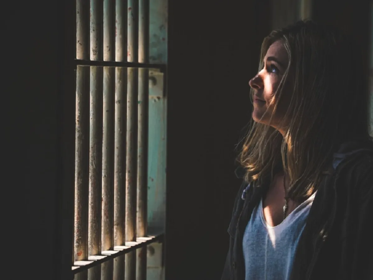 Mărturia unei deținute la Penitenciarul Târgșor. ”Ai primul instinct să fugi dar nu ai unde” - Foto: Freepik (rol ilustrativ)