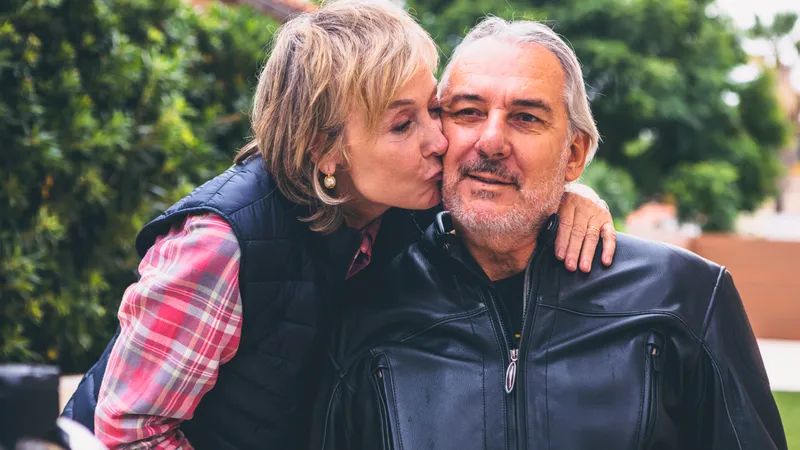Cu cât crește pensia la recalculare după 35 de ani munciți? Câte punte bonus iei în plus? - Foto: Freepik