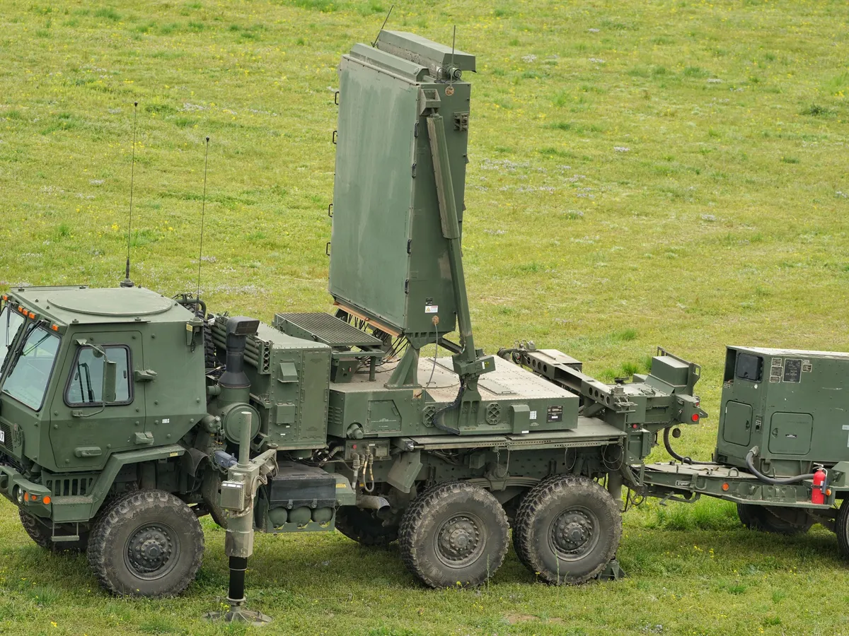 Ungaria anunță: România a început o cursă tăcută a înarmării. Își crește bugetul pentru apărare cu 20%