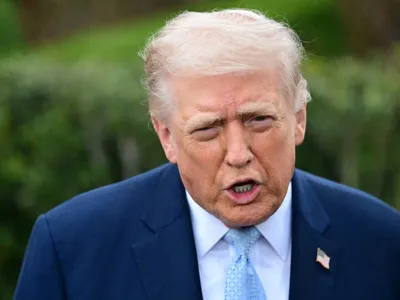 Așteptat să facă anunțul cerut de toată planeta, Donald Trump i-a lăsat pe toți fără cuvinte: ”Asta vor face?”