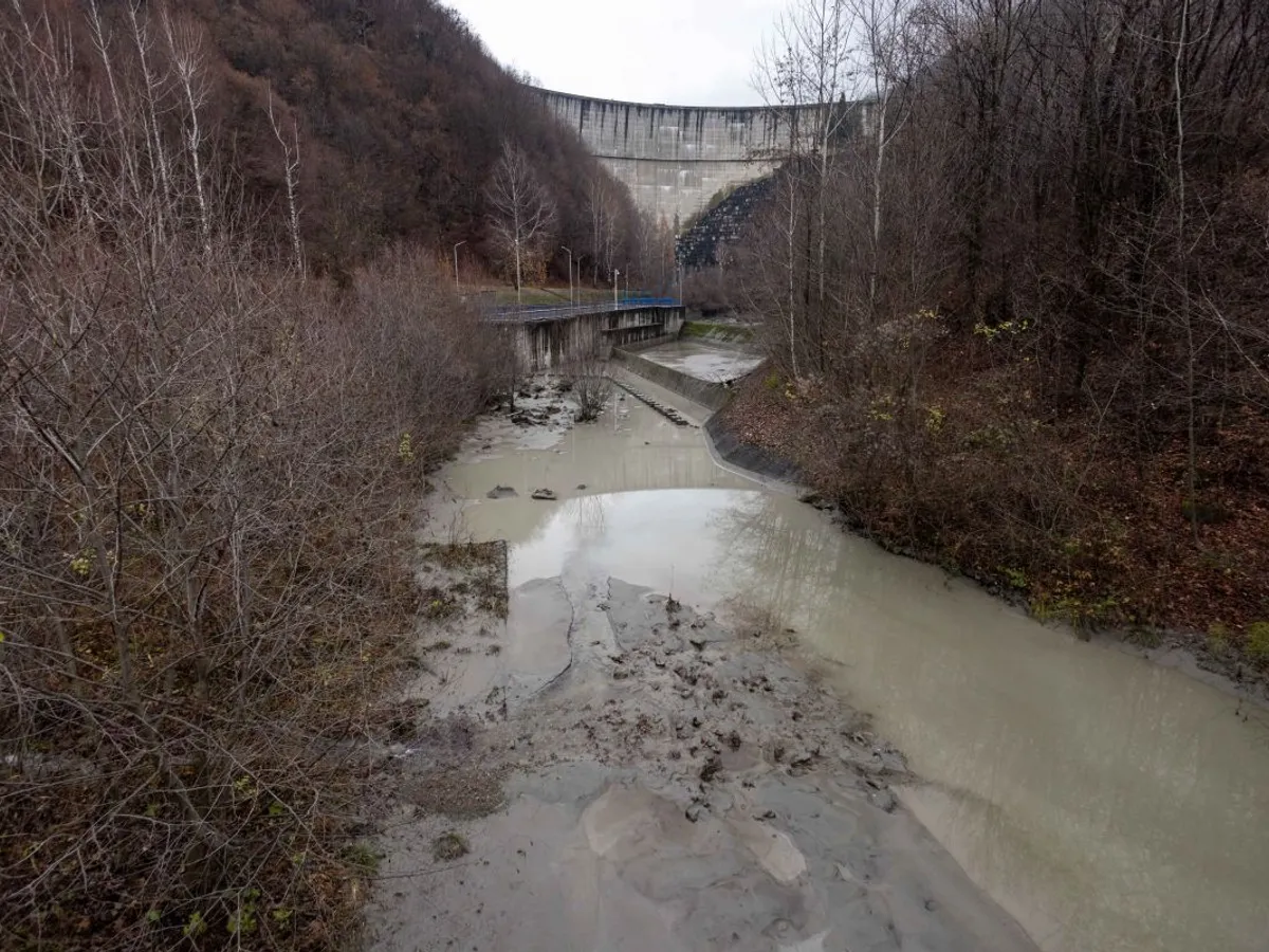 Barajul Paltinu, de pe Valea Doftanei, unde sunt problemele - Foto: INQUAM PHOTOS/Ovidiu Micsik