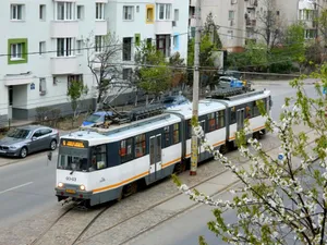 Tramvaiul 5 va circula din nou în București în condiții și mai proaste. Din 2017, nu s-a făcut nimic. / Foto: Asociatia Metrou Usor, Facebook