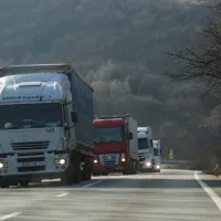 Grupare care fura bunuri din TIR-uri aflate în mers, destructurată; prejudiciu - 3.500.000 euro/FOTO: Inquam Photos/Tudor Costache
