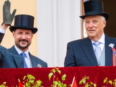 Cine este Haakon, prințul care a vrut să stea departe de viața regală și a ajuns noul rege al Norvegiei