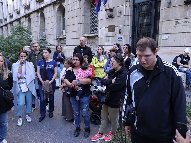 Ucraina este disperată să îi cheme la arme pe bărbați - Foto: INQUAM PHOTOS / Sabin Cirstoveanu