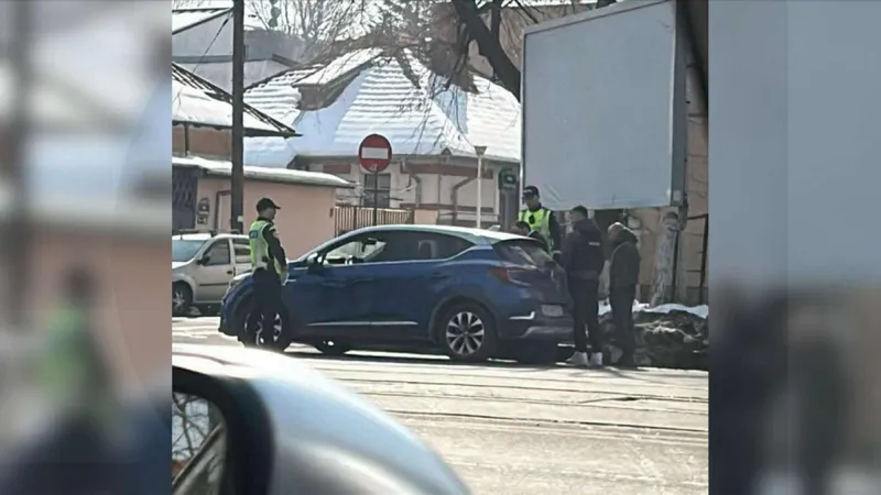 Călin Georgescu săltat din trafic. Este dus la audieri la Parchetul General - Foto: captură Antena 3