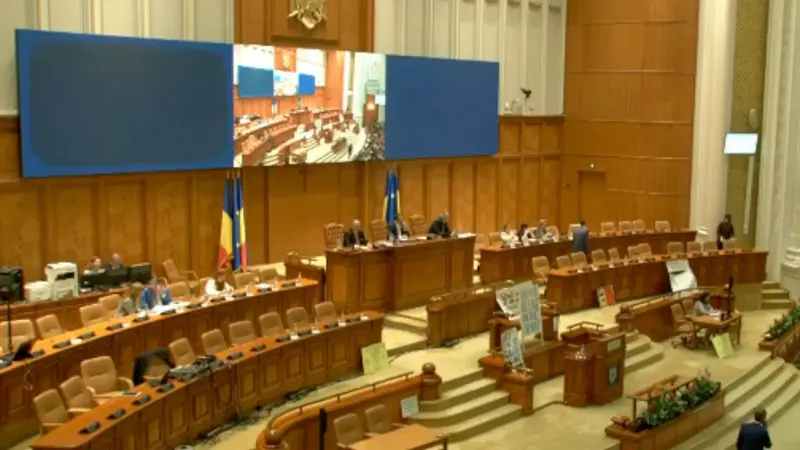 Deputaţii au renunţat să voteze propunerea legislativă prin care foştii securiști și colaboratori ai Securităţii nu mai puteau deţine decoraţii - Foto: captură video - Imagine cu rol ilustrativ