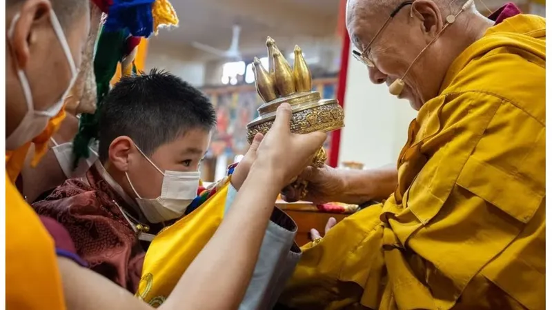 Reîncarnarea lui Rinpoché-Foto:The Office of His Holiness the Dalai Lama