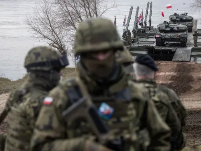 Marea Britanie și Polonia, acord militar împotriva Rusiei. - Foto: Profimedia Images (imagine cu  rol ilusstrativ)