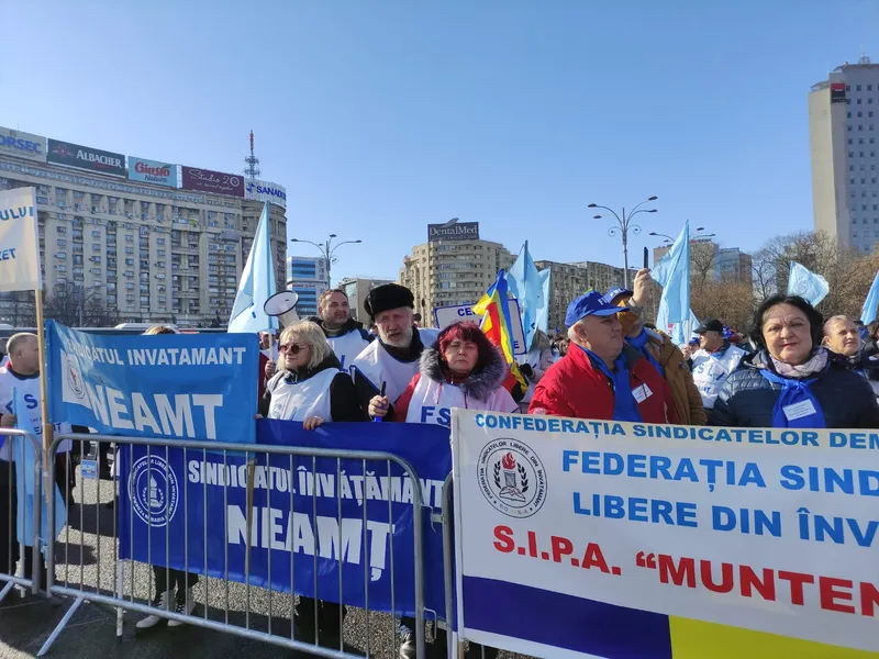 Profesorii amenință că boicotează începutul anului școlar. Hăncescu: „Se pierd 15.000 de posturi” - Foto: Facebook/ FSLI (rol ilustrativ)