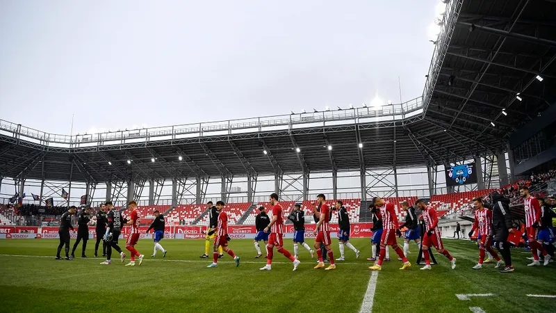 Sepsi OSK a avut un număr dublu de jucători români titulari față de FCU Craiova la meciul cu bucluc Foto: INQUAM Photos/ Alex Nicodim