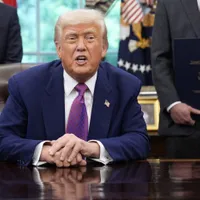 Trump dă un ordin prin care imigranţilor ilegali li se oferă gratis un zbor pentru a pleca din SUA - Foto: Profimedia Images (Imagine cu rol ilustrativ)