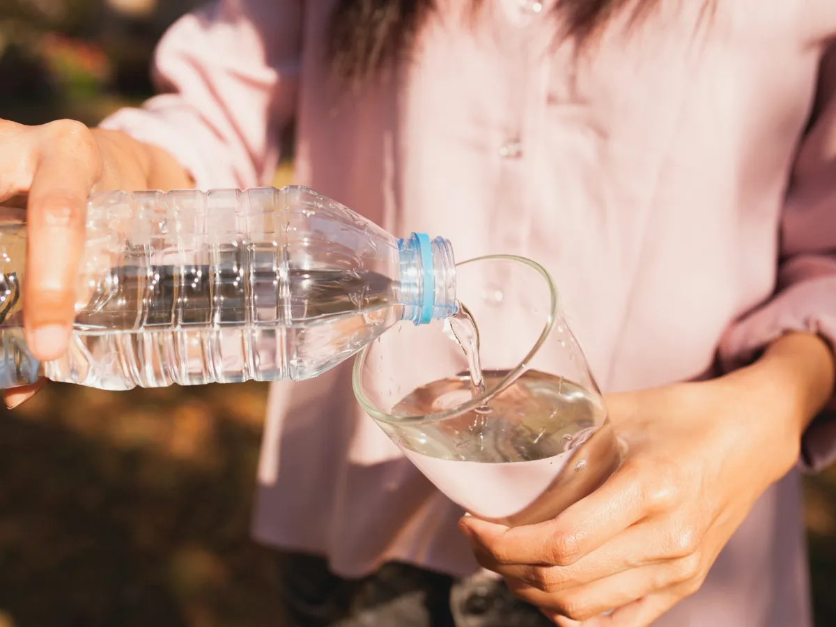 Situație critică în Moldova: România trimite 100.000 de litri de apă și cere ajutorul populației