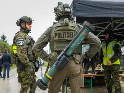 Membri ai Poliției și Grănicerilor au fost echipați cu arme antitanc în septembrie - Foto: Profimedia Images