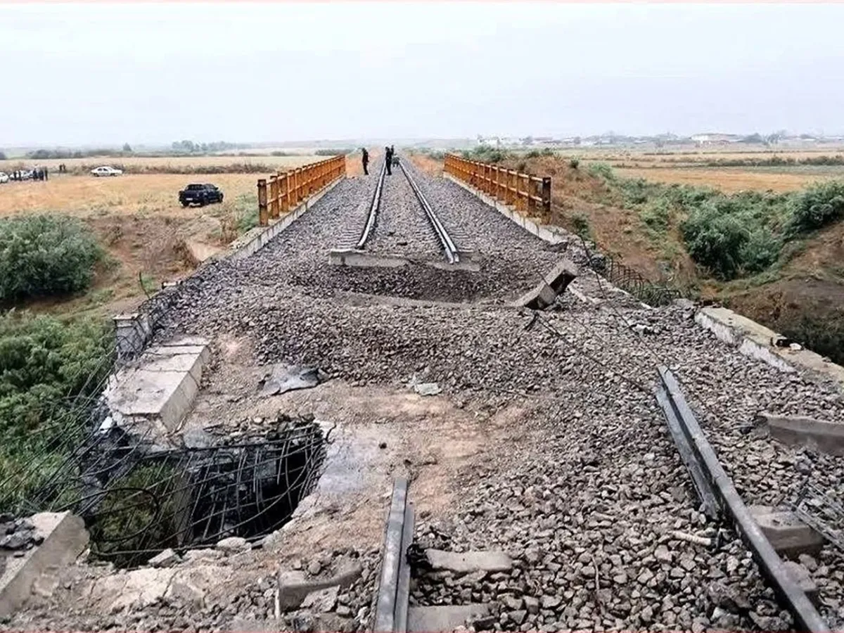 O lovitură asupra unui pod iranian redesenează harta transporturilor din Eurasia