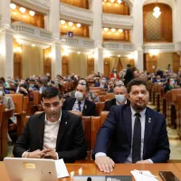 Partidul lui George Simion și Claudiu Târziu va fi scos greu din Parlament. Dar cei doi au dosare penale pentru acțiuni extremiste. Foto Inquam Photos/George Călin