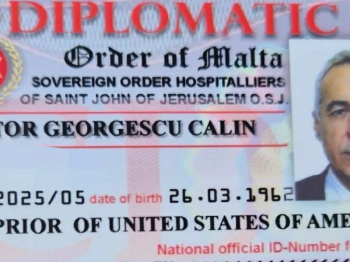 Documentul găsit la perchezițiile de la Călin Georgescu: o „legitimație diplomatică” a Ordinului de Malta - Foto: Digi24