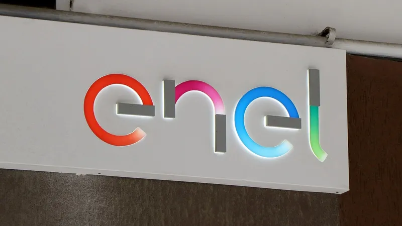 Enel a semnat acordul pentru vânzarea tuturor activităţilor din România pentru 1,26 miliarde de euro - FOTO: Profimedia Images