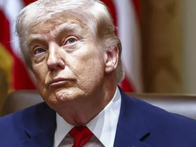 „Trebuie să redeschidem Strâmtoarea Trump”. După Golful Mexic, liderul de la Casa Albă a botezat și Strâmtoarea Ormuz